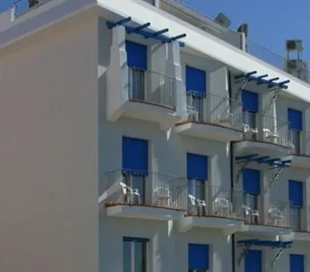 Apartman In 21390 *